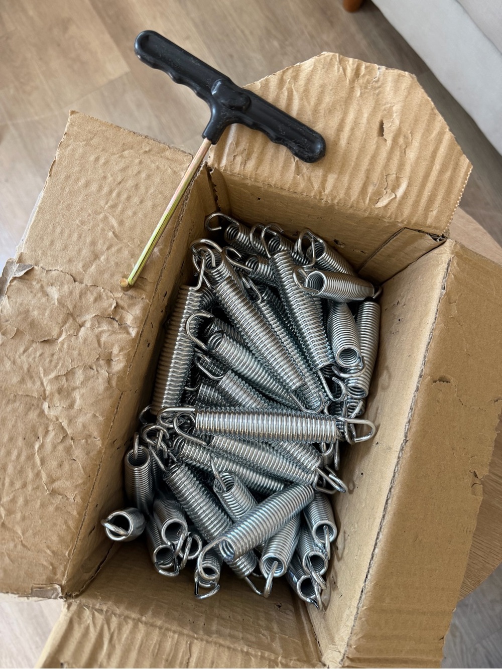 72 Pc Trampoline Replacement Springs Set w/ T-Hook Pulling Tool